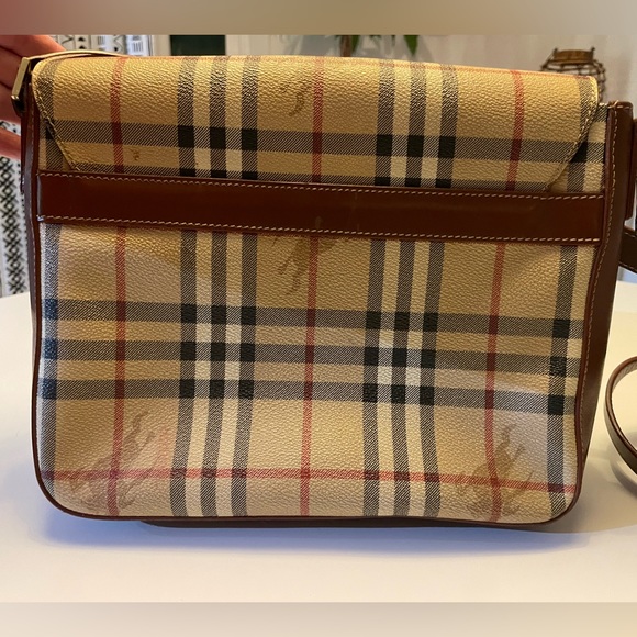Vintage BURBERRY check flap messenger / shoulder bag - Picture 4 of 15